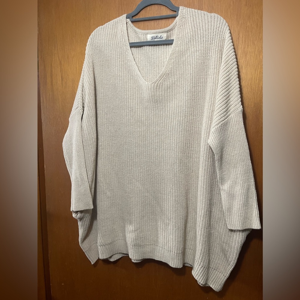 Cream Sweater with pockets